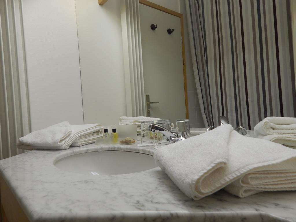 Hotel Le Martin Pecheur Fauvillers Zimmer foto